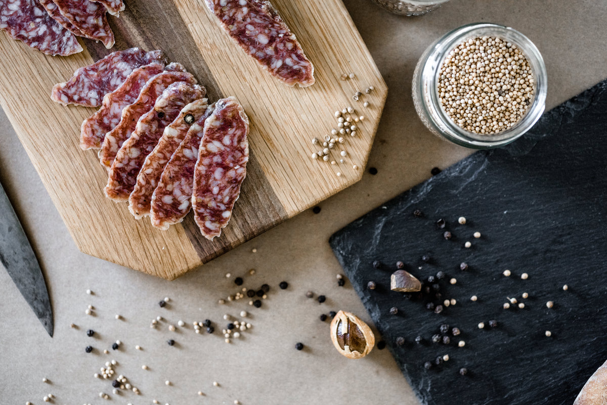 Close-up of JACÜTERIE's Alpine Cervelat salami